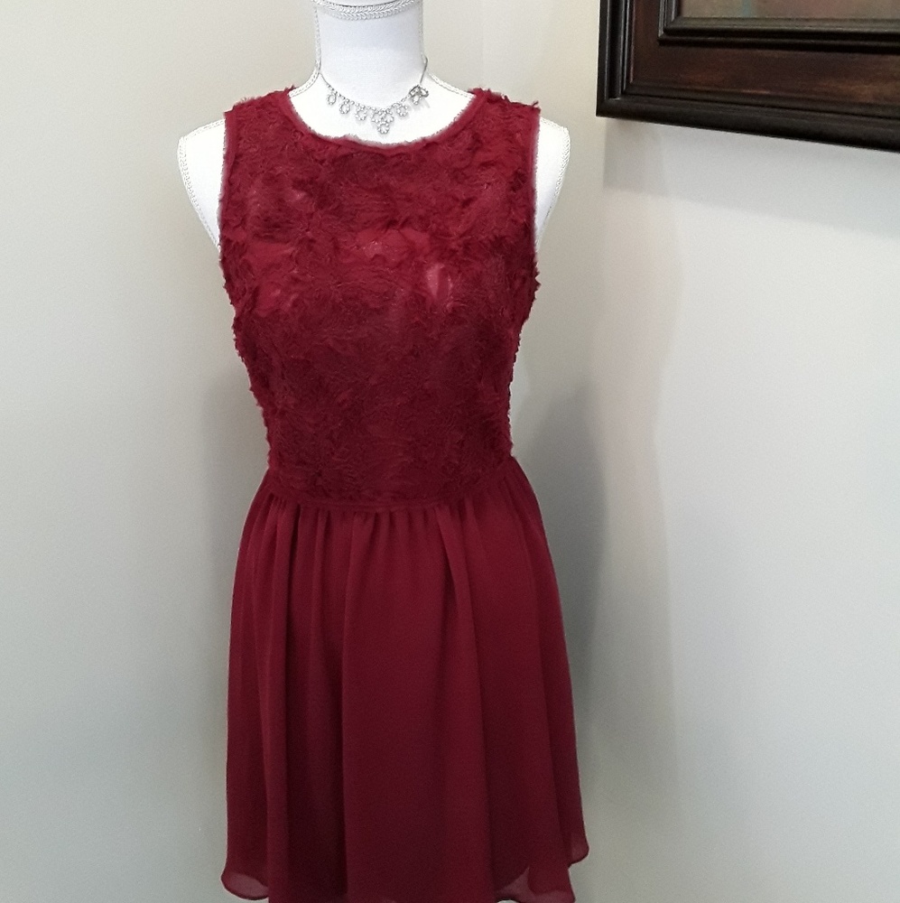 Max Studio Specialty Products burgundy lace dress